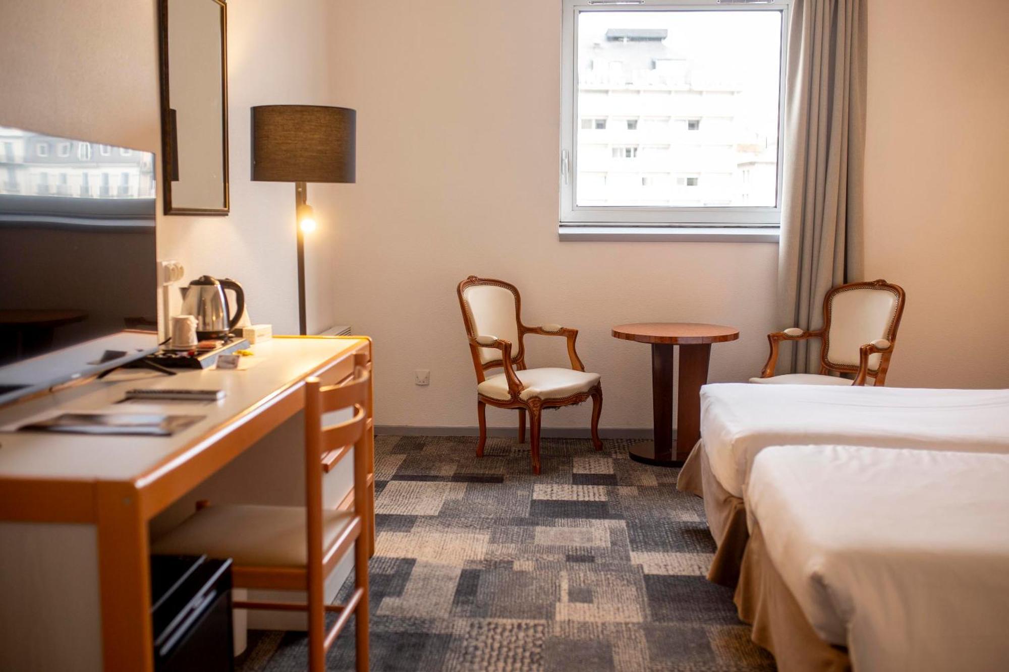 Hotel Paradis 4*
