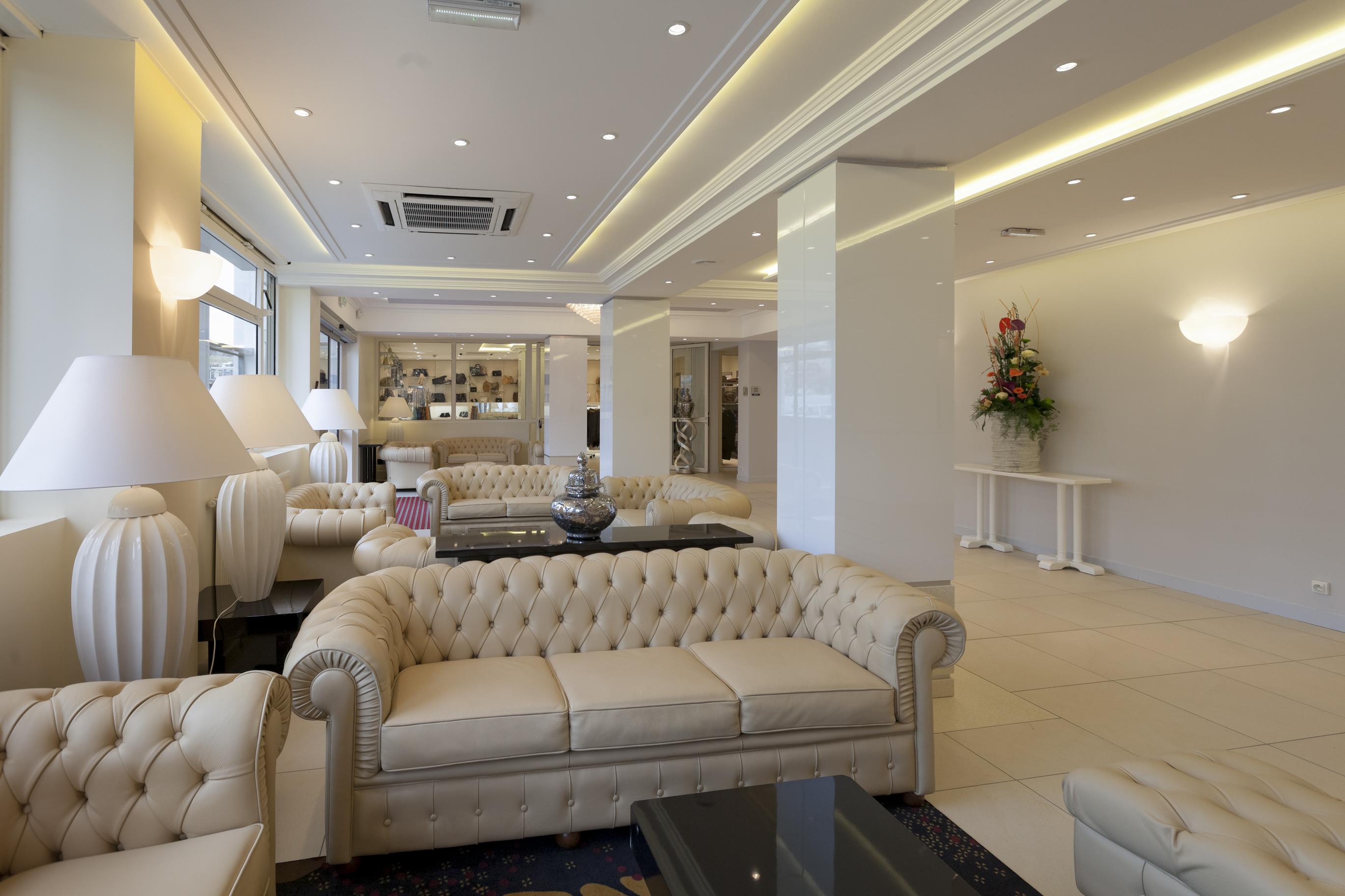 Paradis 4*